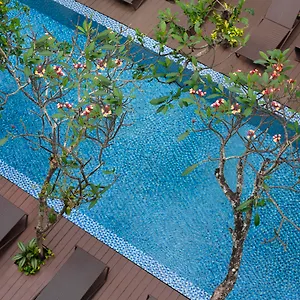https://hotel-santika-kuta-bali.hotelsseminyak.net