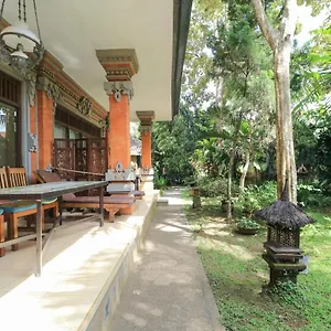 Rahayu House Guest house