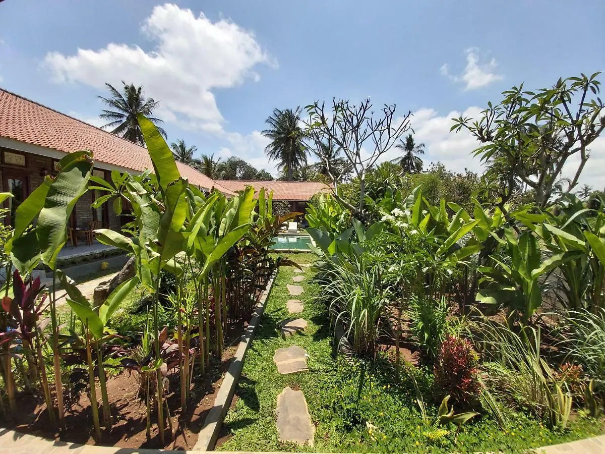 Ayuna Family Ubud 3*,
